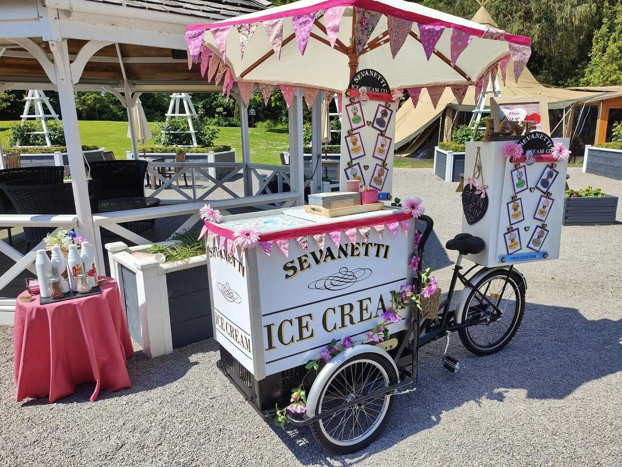 Sevanetti Ice Cream Bikes pink decoration sets