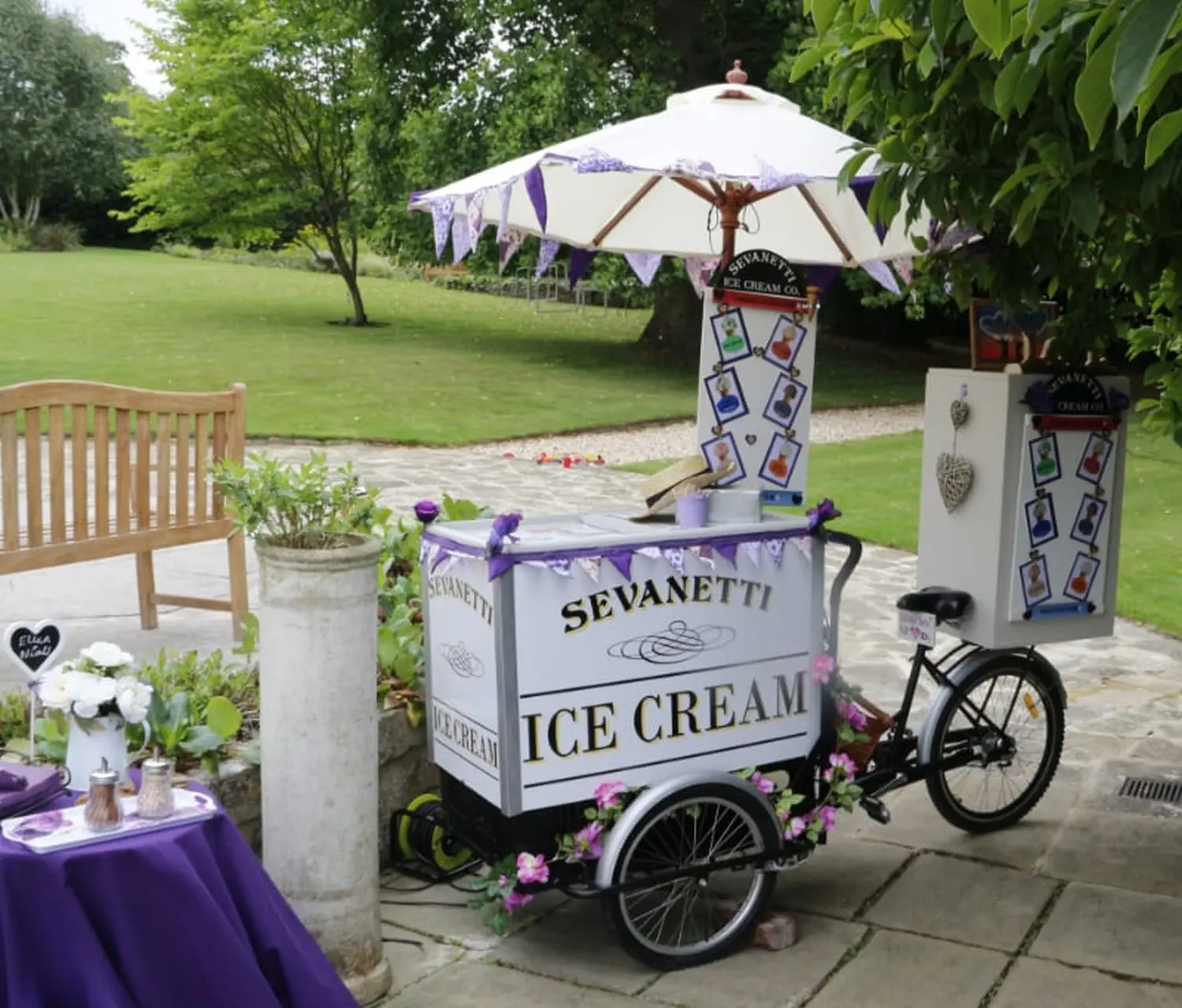 Sevanetti Ice Cream Bikes Colorful Decoration Set